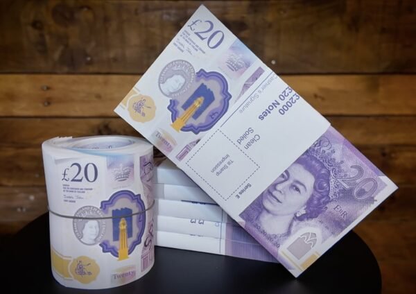 Fake Note - Image 3